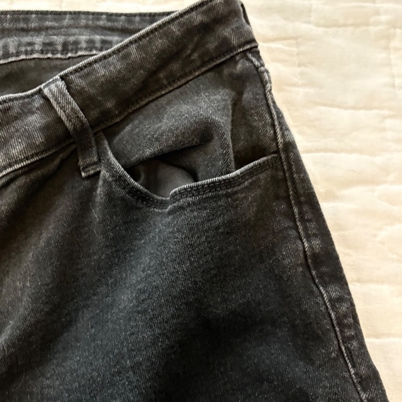 WOMENS/LADIES OLD NAVY WOW STRAIGHT HIGH RISE DENIM JEANS-SIZE 18 PETITE-BLK - Picture 9 of 13